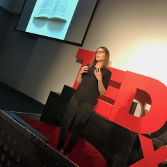 CB5B8B33-62C5-44D3-94DA-526458EA5FA9